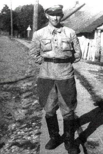 1 Pesach (Paul) Friedberg, Partisan Fighter, The Bielski Brigade, 1943